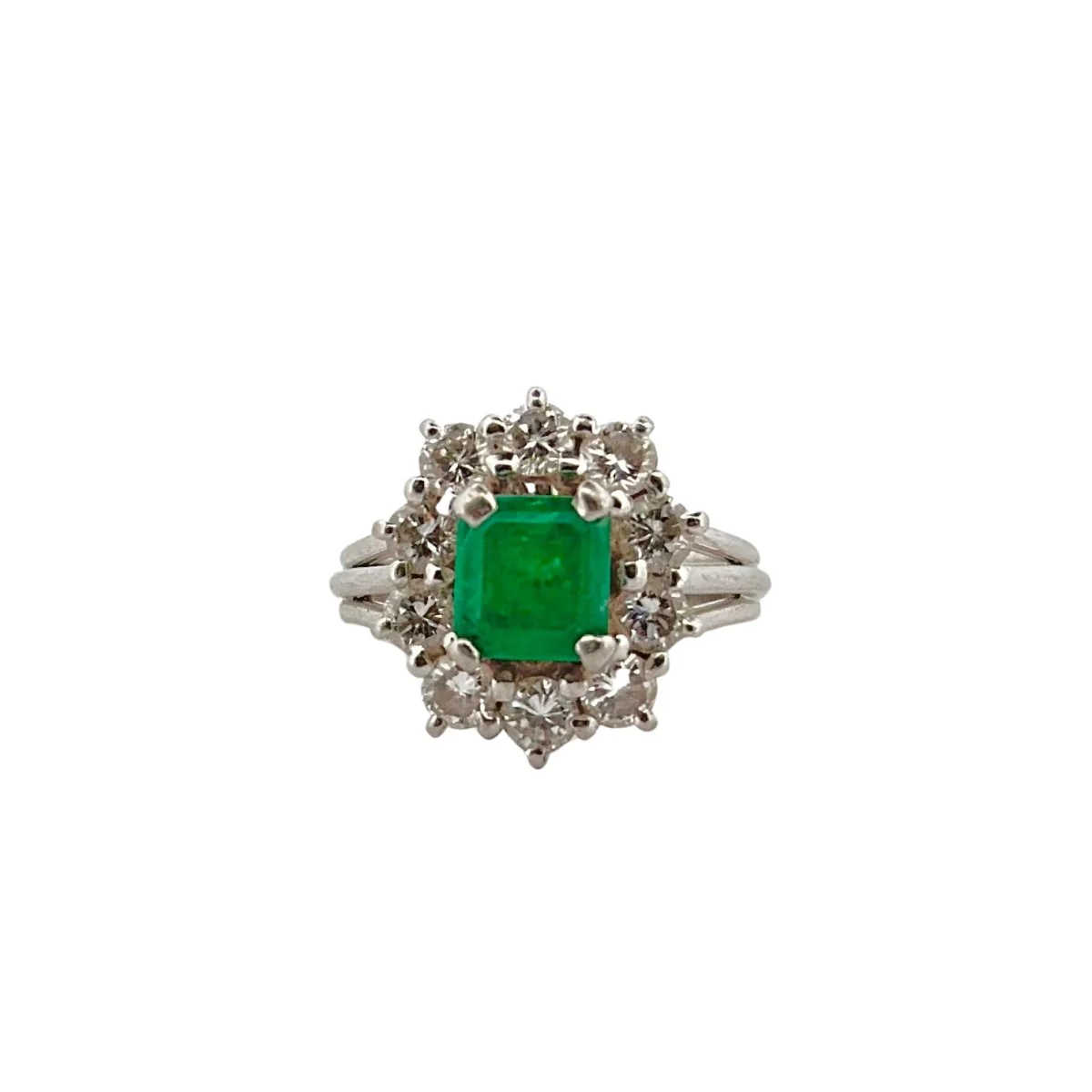 Bague Marguerite en or blanc émeraude et diamants