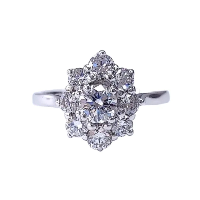 Bague Marguerite en or blanc et diamants