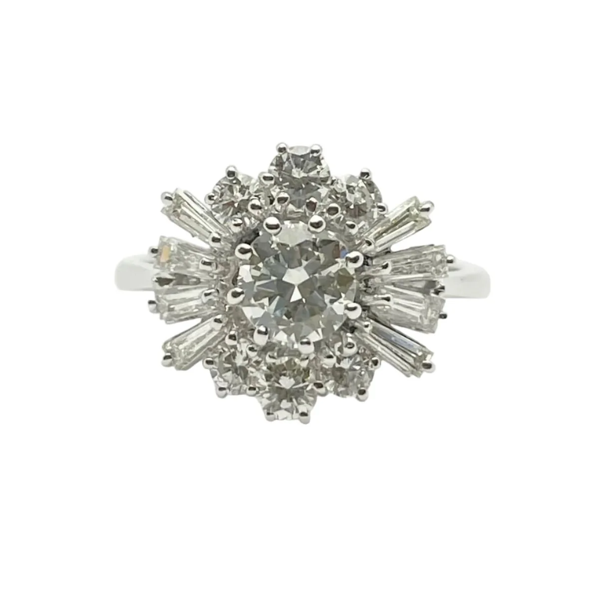 Bague Marguerite en or blanc et diamants