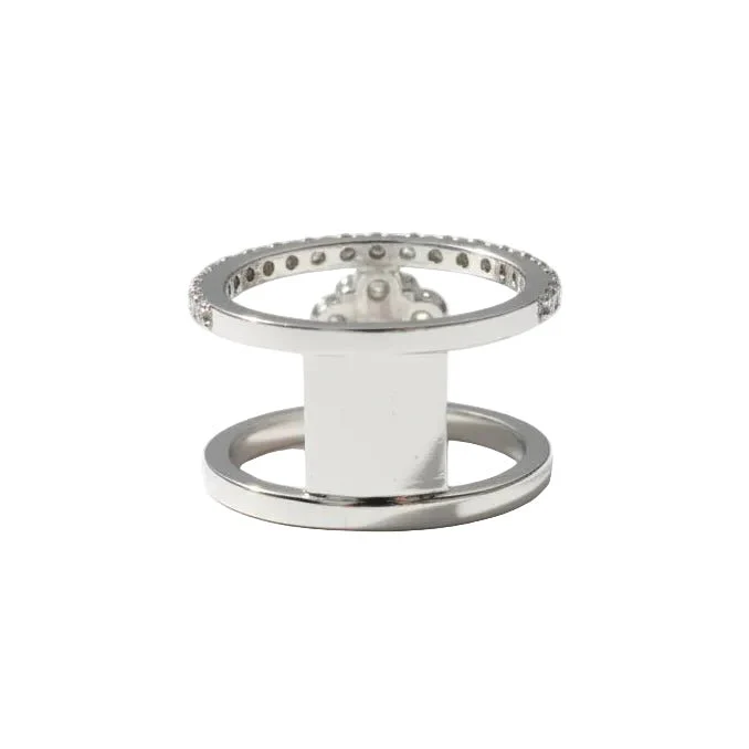 Bague Marguerite en or blanc et diamants - Image 4