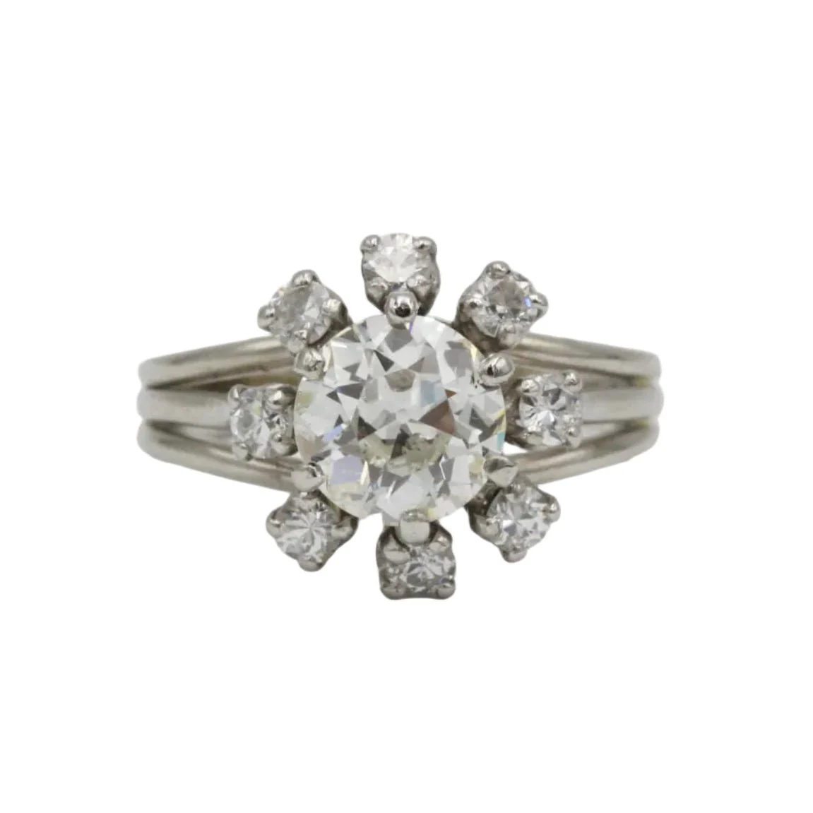 Bague Marguerite en or blanc, platine et diamant
