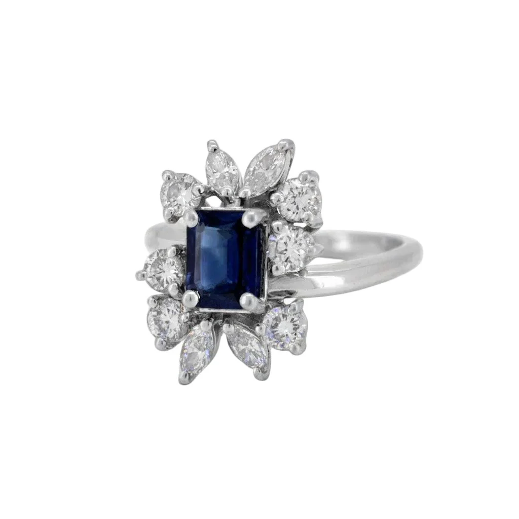 Bague Marguerite en or blanc, saphir et diamants - Image 3
