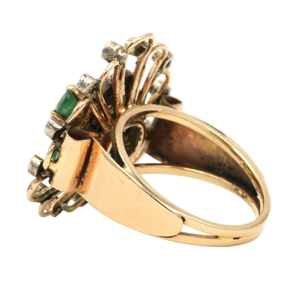 Bague Marguerite en or jaune, émeraudes et diamants - Image 3