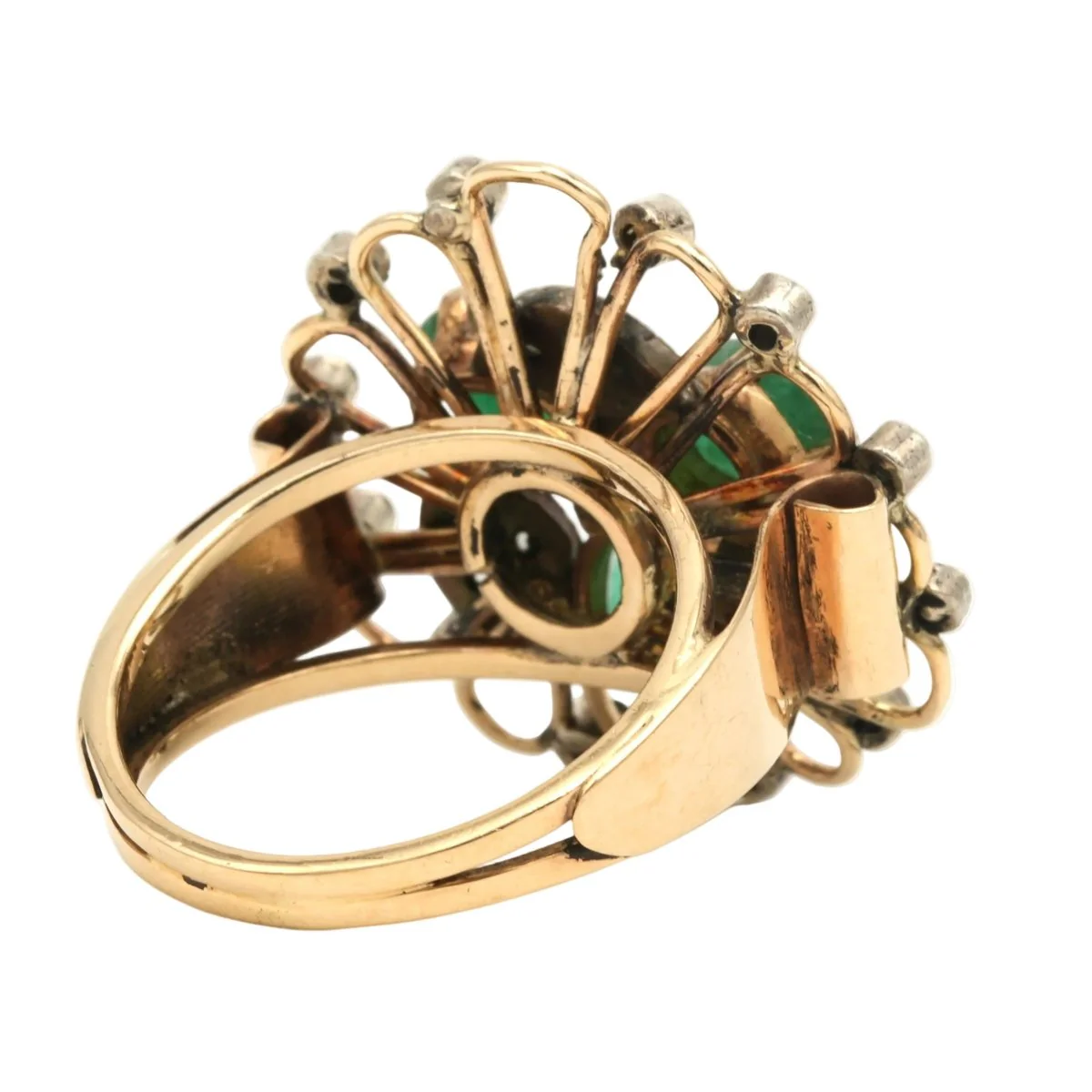 Bague Marguerite en or jaune, émeraudes et diamants - Image 5