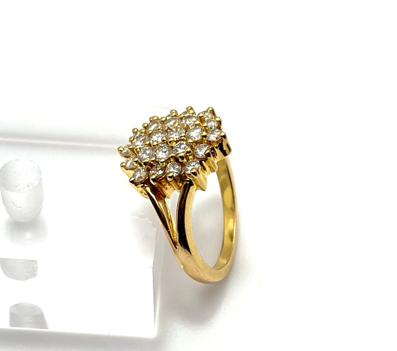 Bague Marguerite en or jaune et diamants - Image 3