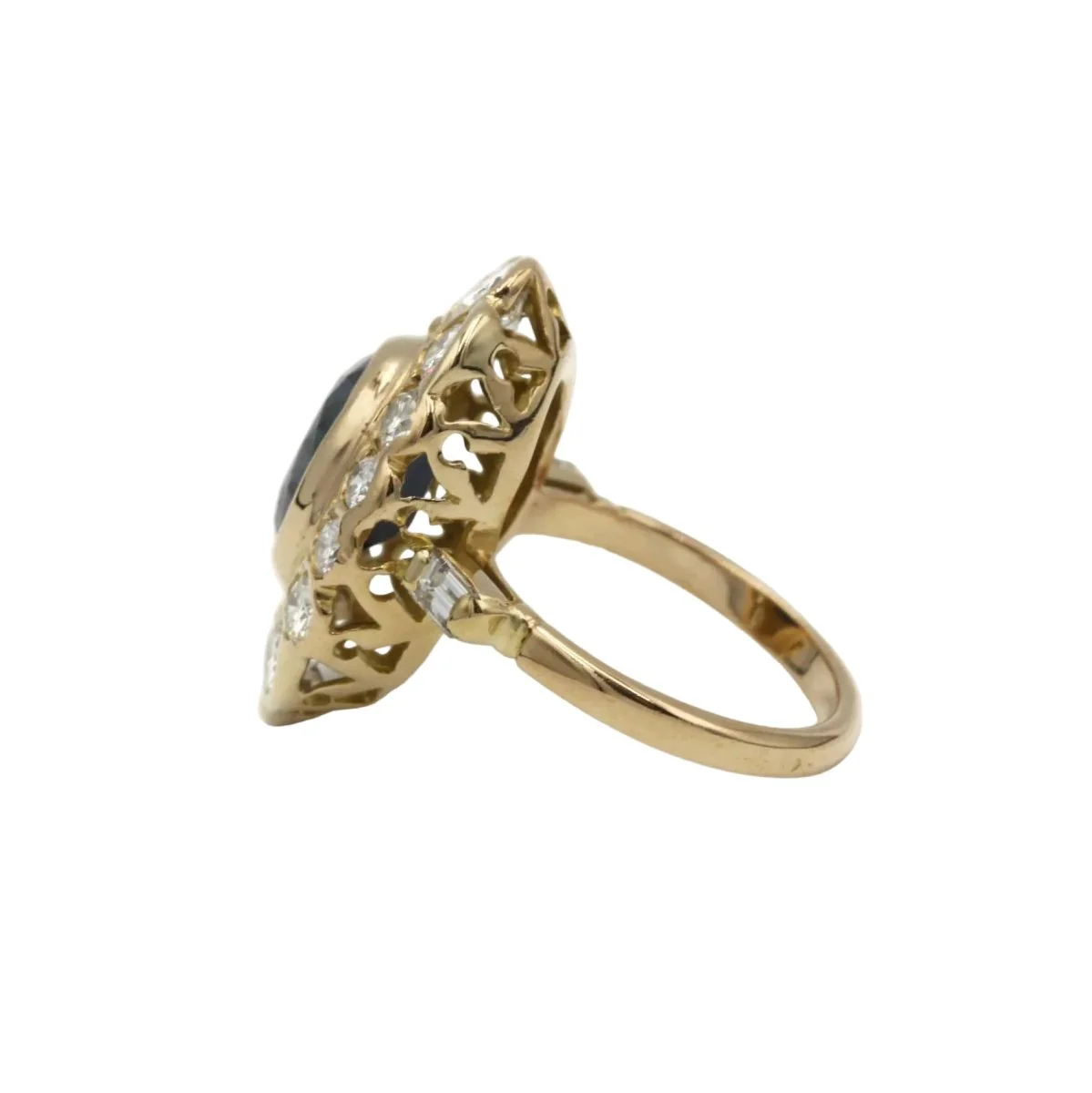 Bague Marguerite en or jaune, saphir et diamants - Image 3