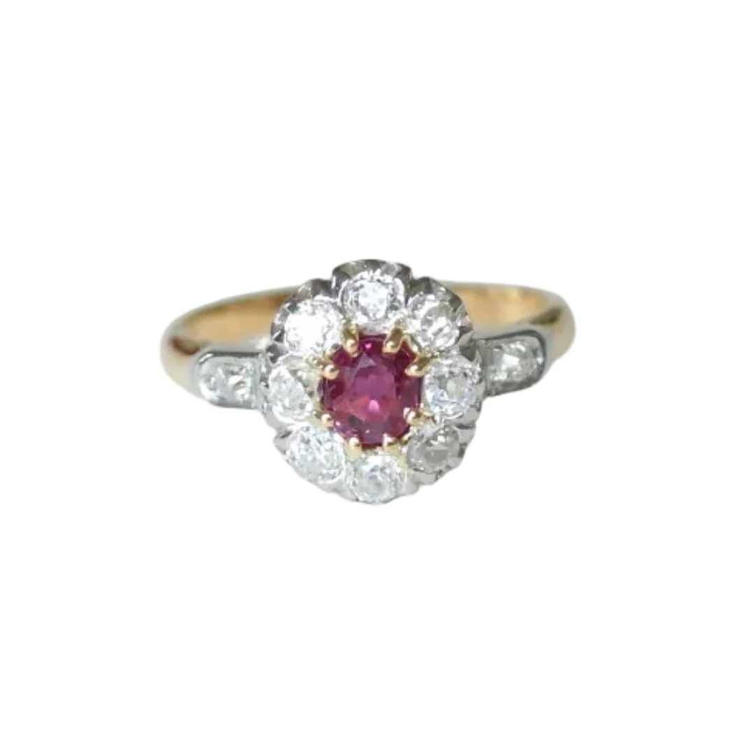 Bague Marguerite en or rose, rubis et diamants