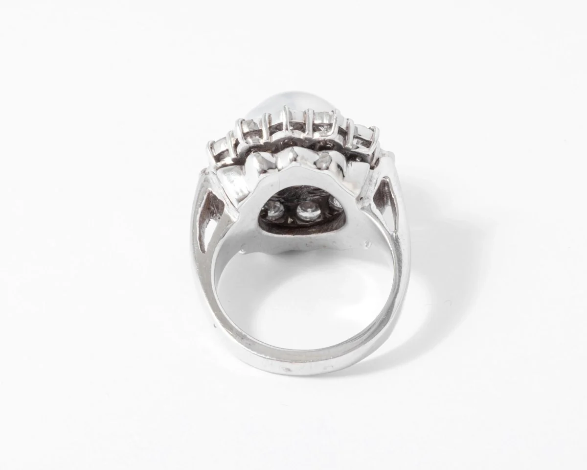 Bague marguerite en perle, entourée diamants - Image 4