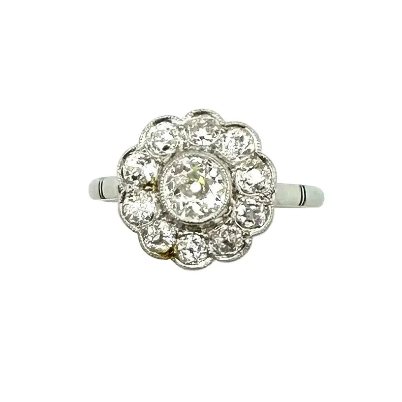 Bague Marguerite en platine et diamants