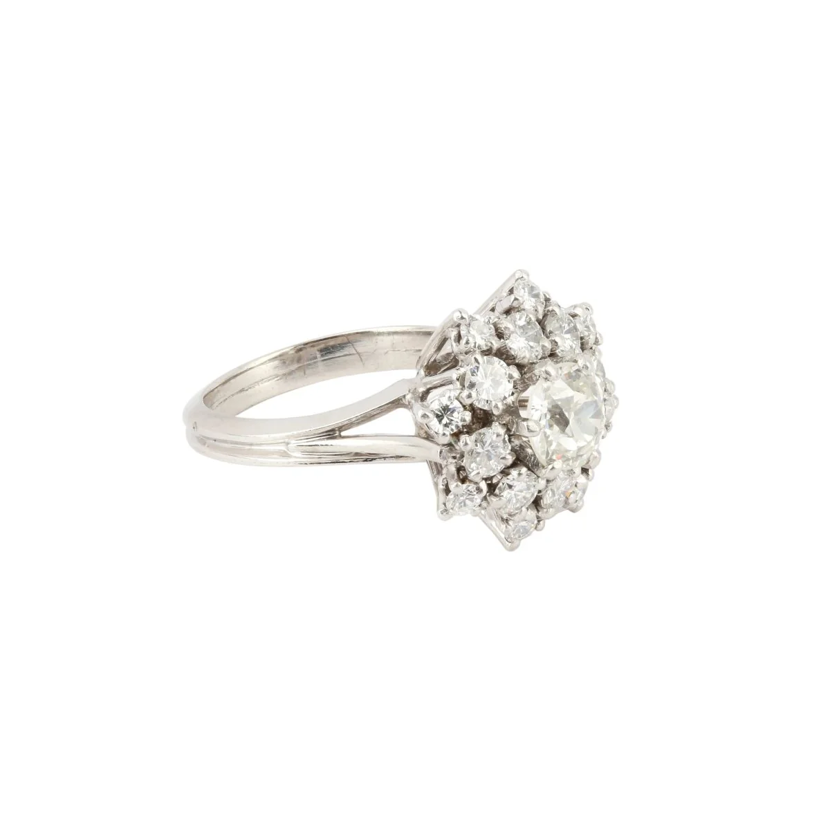 Bague Marguerite en platine et diamants - Image 3