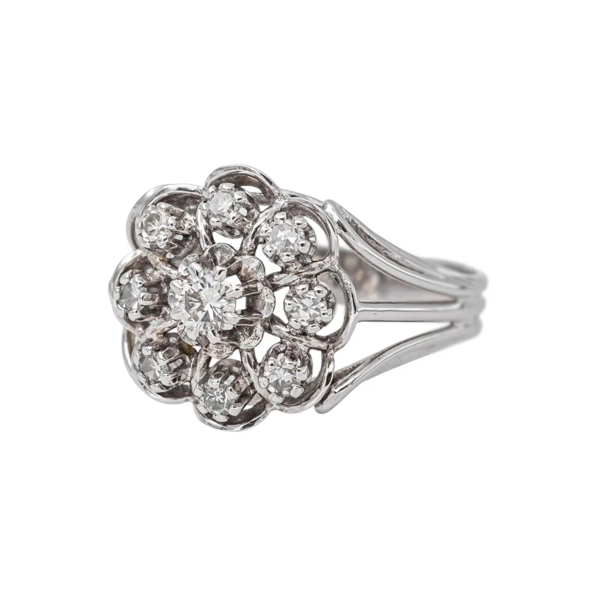Bague Marguerite en or blanc et diamants - Image 3