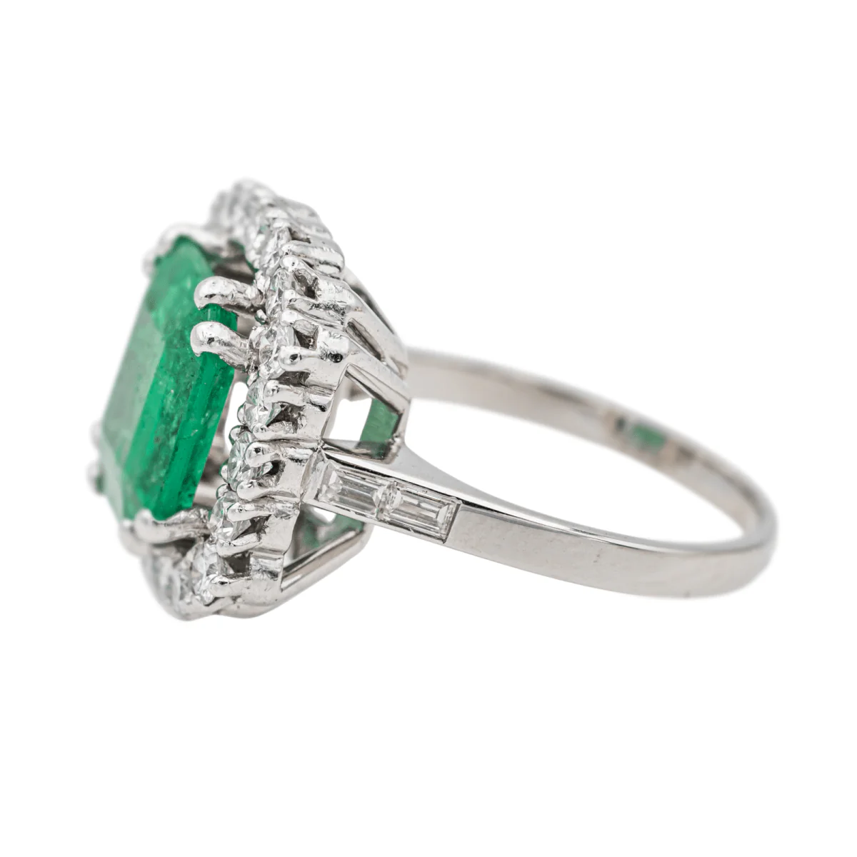 Bague Marguerite en or blanc, platine et émeraude - Image 4