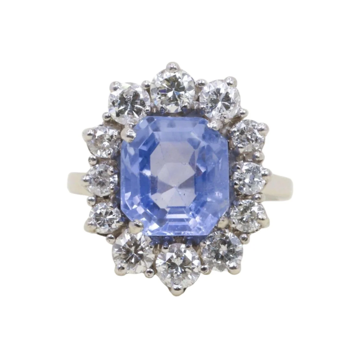 Bague Marguerite en or blanc, saphir et diamants