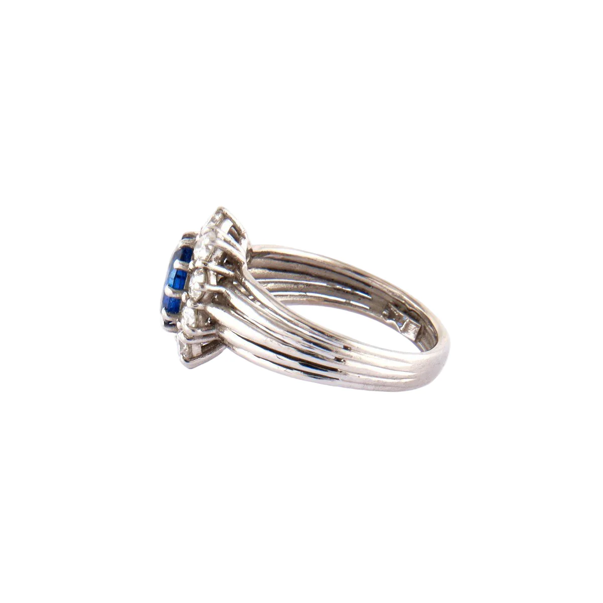 Bague Marguerite en platine, saphir et diamants - Image 3