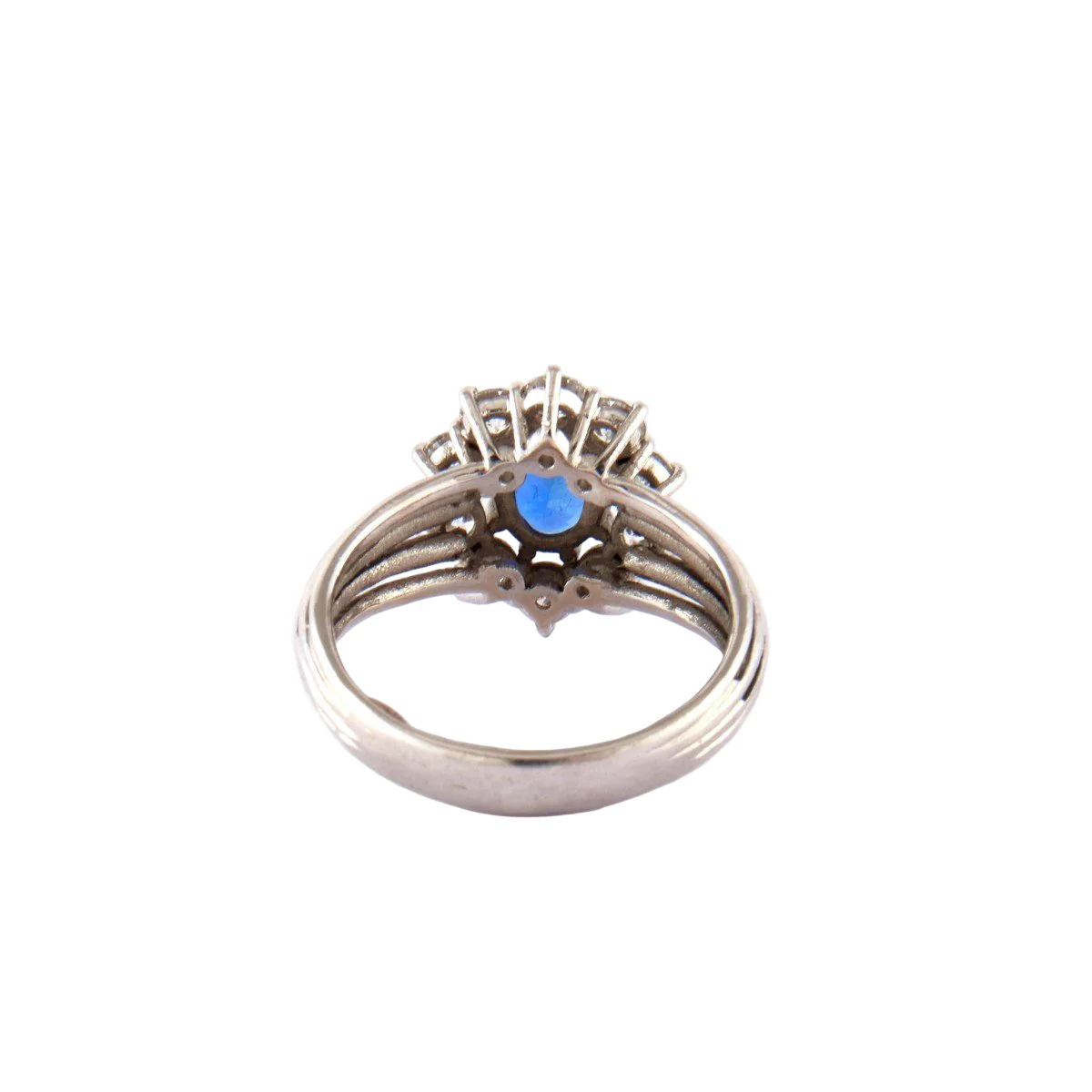 Bague Marguerite en platine, saphir et diamants - Image 4