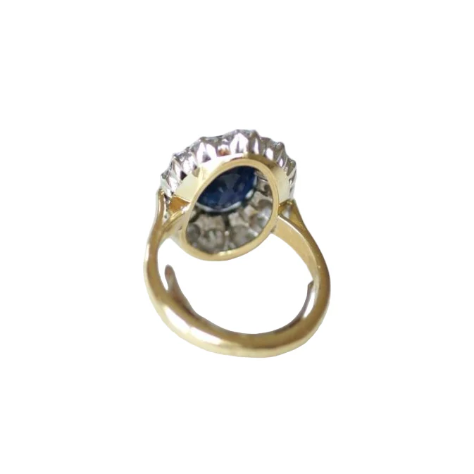 Bague Marguerite en or jaune, or blanc, saphir et diamants - Image 4