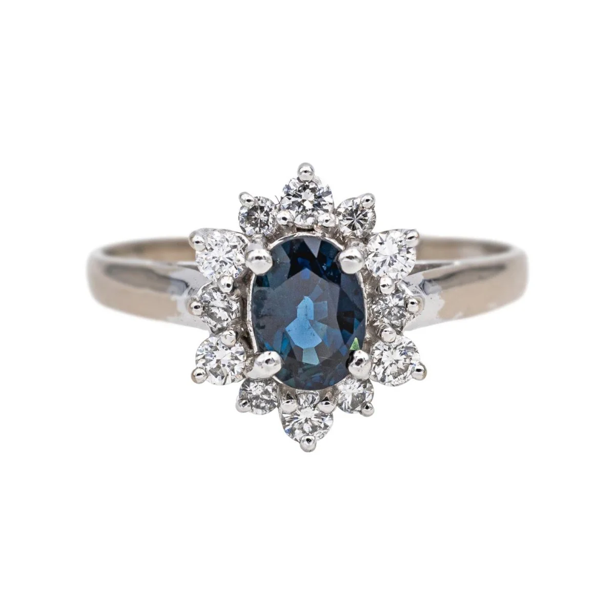Bague Marguerite en or blanc, saphir et diamants