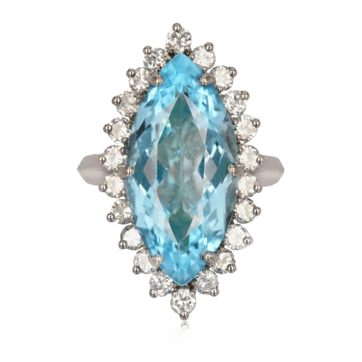 Bague Marquise en or blanc, aigue-marine et diamants