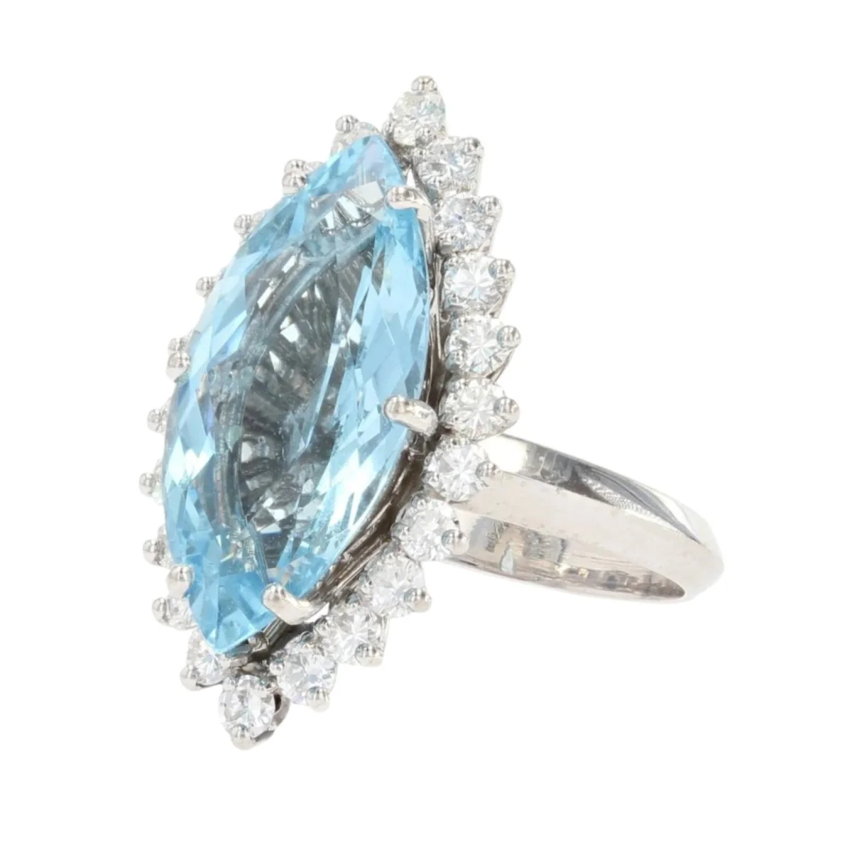 Bague Marquise en or blanc, aigue-marine et diamants - Image 3