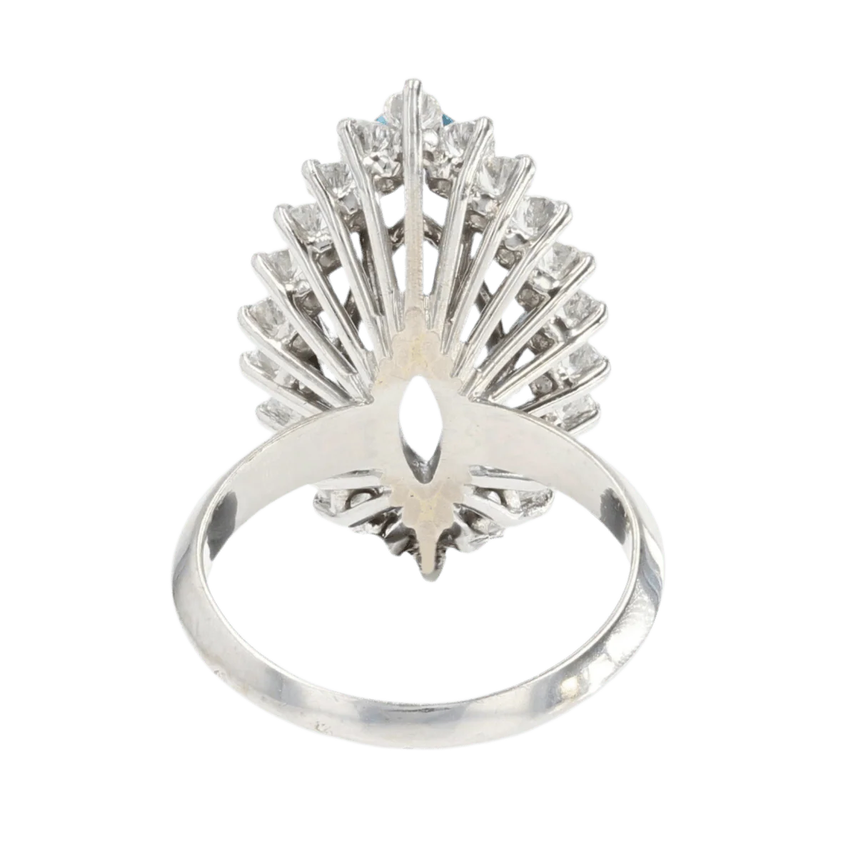 Bague Marquise en or blanc, aigue-marine et diamants - Image 5