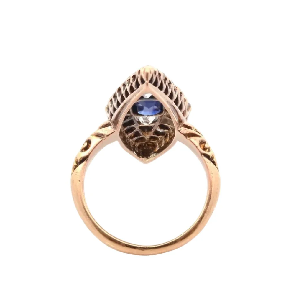 Bague Marquise en or jaune, saphir et diamants - Image 3