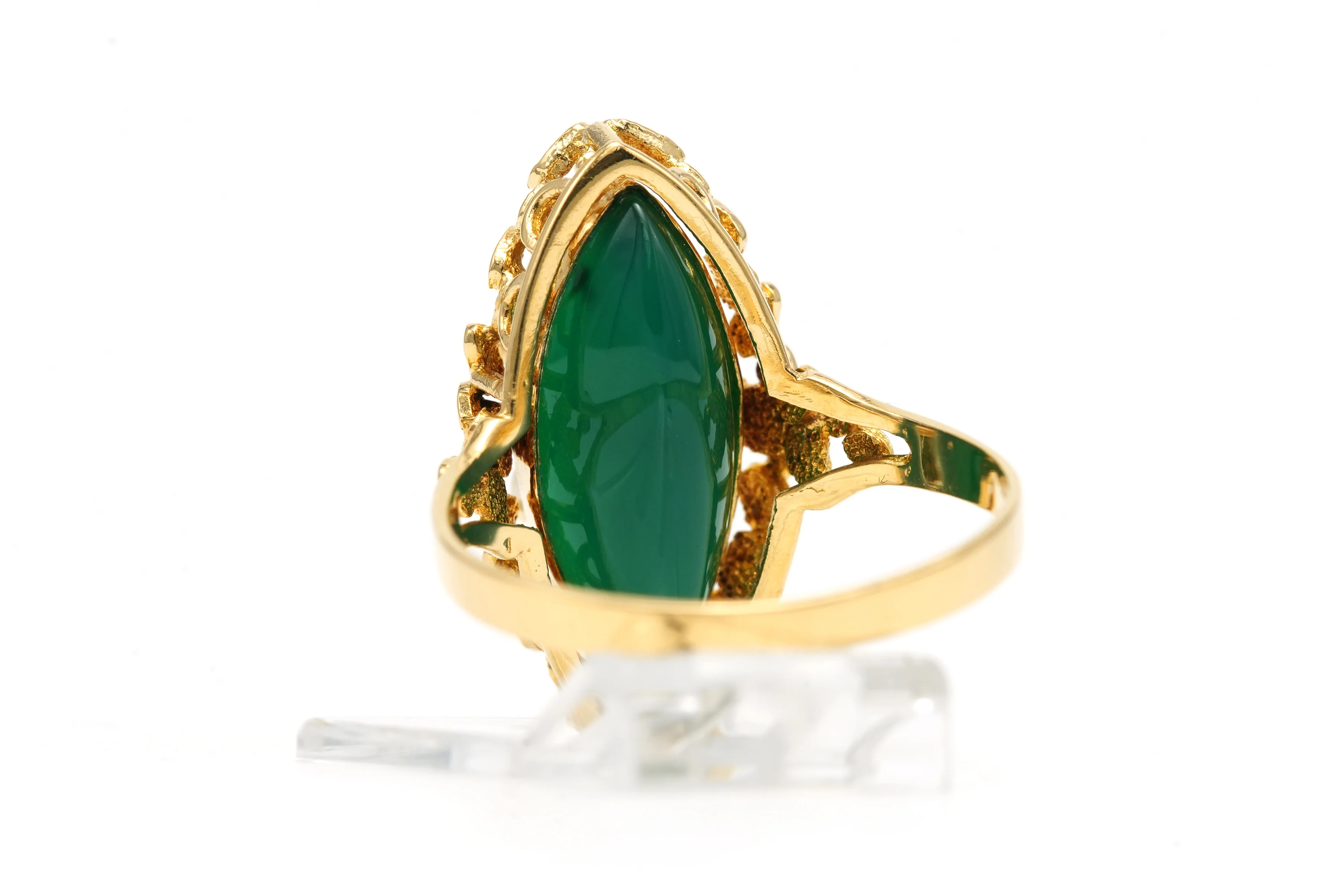 Bague Marquise en or jaune, chrysoprases et perles - Image 4