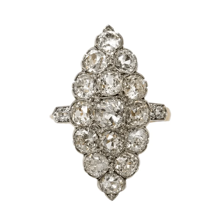 Bague Marquise en or jaune, platine et diamants