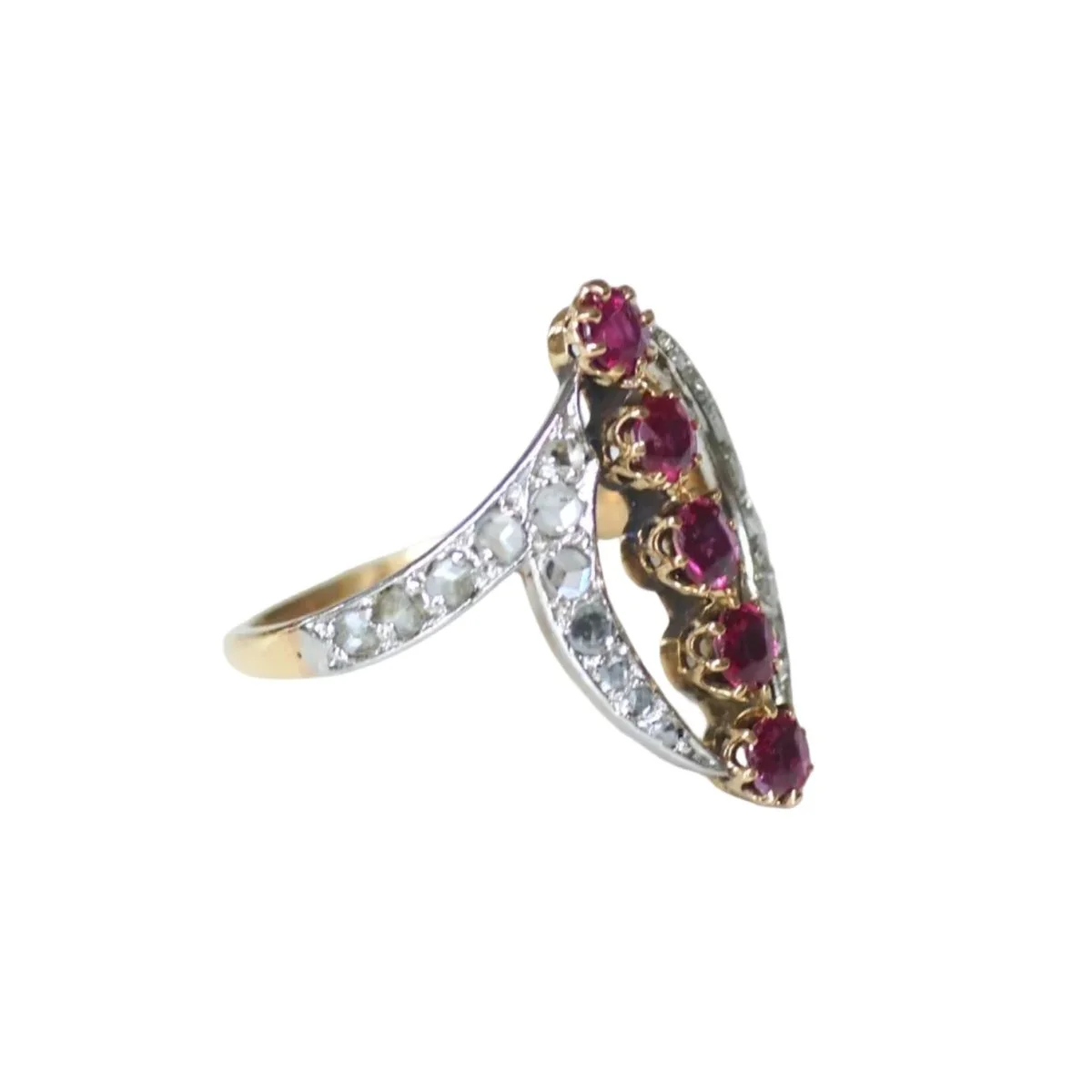 Bague Marquise en or jaune, platine, rubis et diamants - Image 5