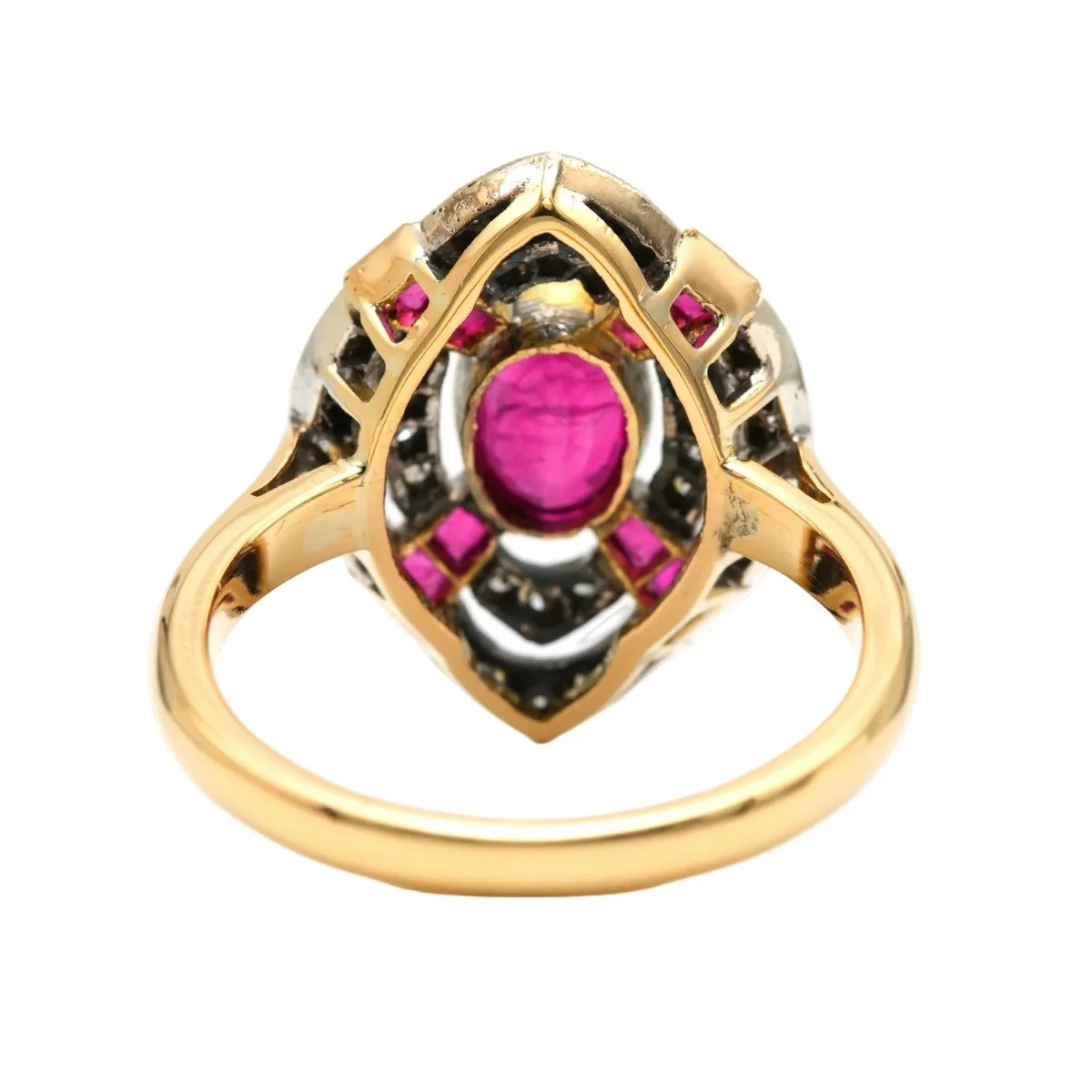 Bague Marquise en or jaune, rubis et diamants - Image 10