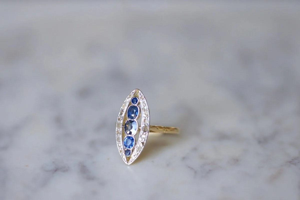 Bague marquise saphirs entourage diamants - Image 5