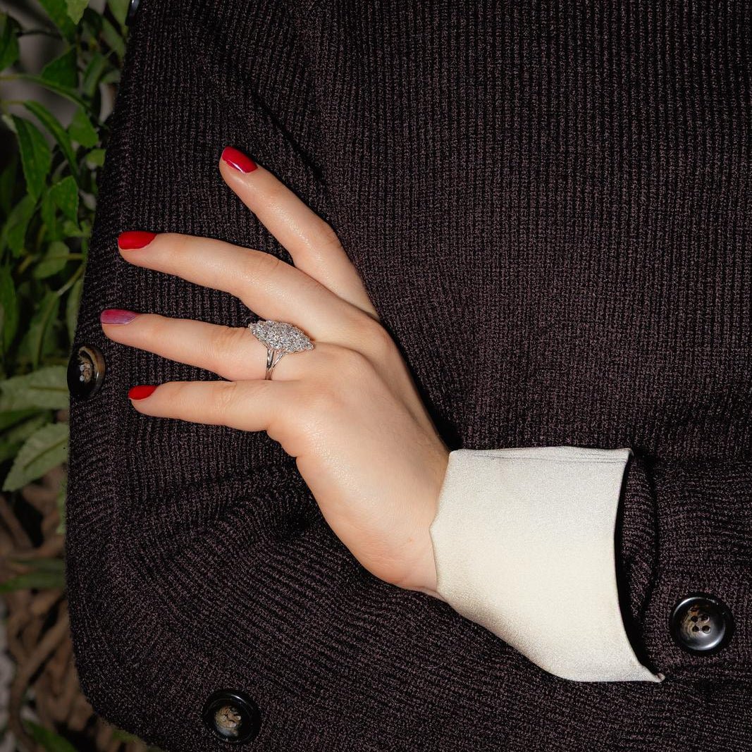 Bague Marquise en or blanc, platine et diamants - Image 2