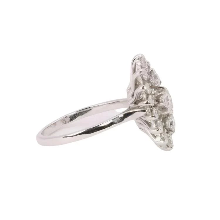 Bague Marquise en or blanc et diamants - Image 6