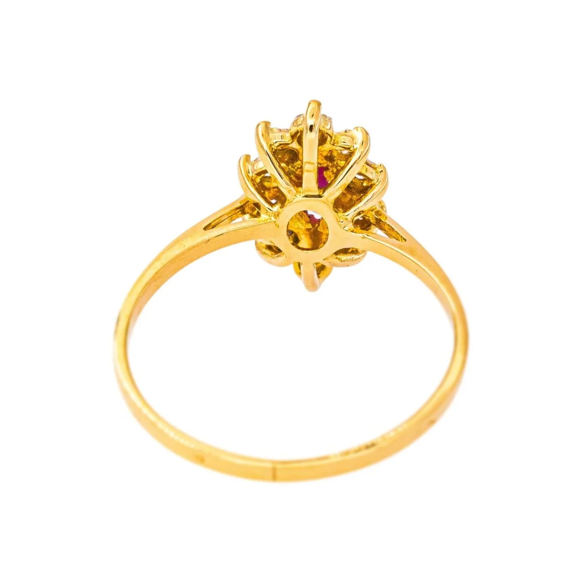 Bague Marquise en or jaune, rubis et diamants - Image 5