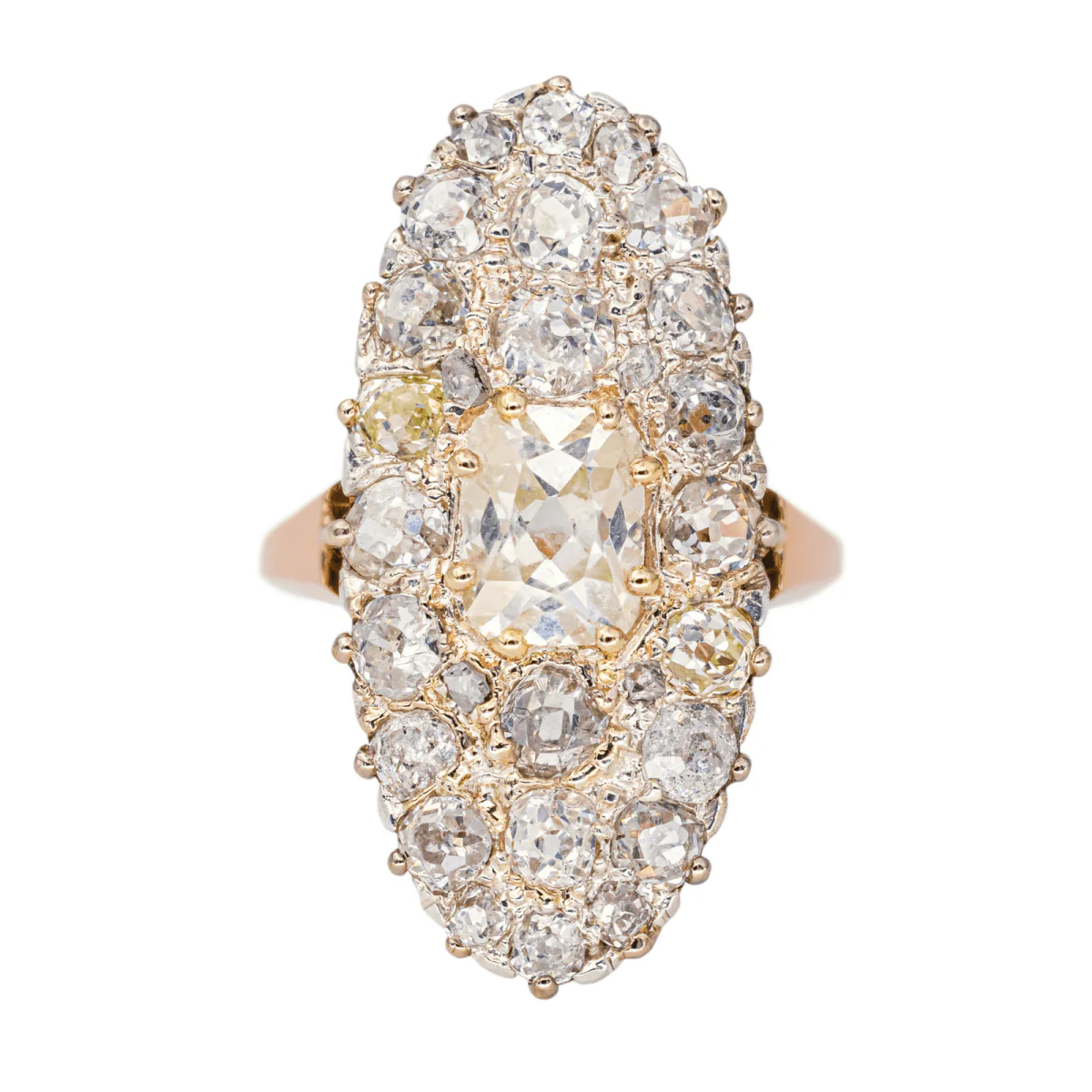 Bague Marquise en or rose et diamants