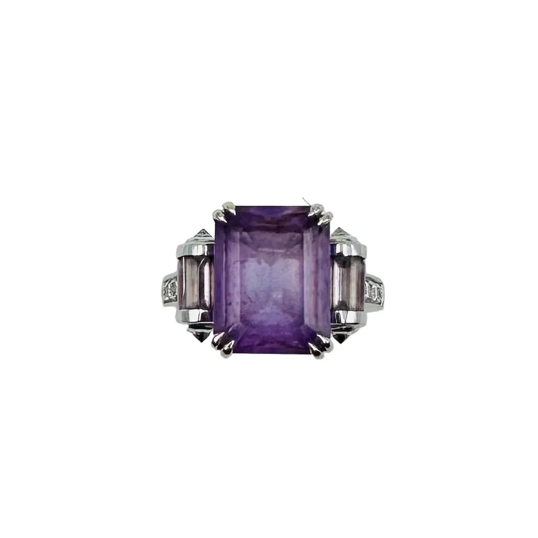Bague MAUBOUSSIN "Couleur Baiser" en or blanc, améthystes et diamants