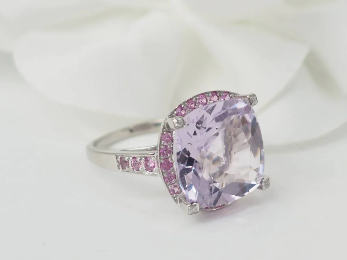 Bague Mauboussin "Couleur d'Amour" en or blanc et Améthyste - Image 6