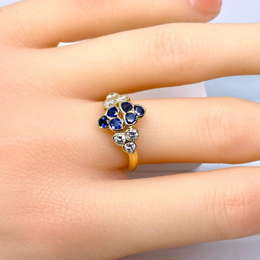 Bague MAUBOUSSIN en or jaune, saphirs et diamants - Image 2