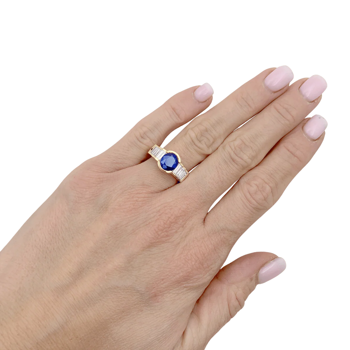 Bague MELLERIO en or jaune, saphir et diamants - Image 2