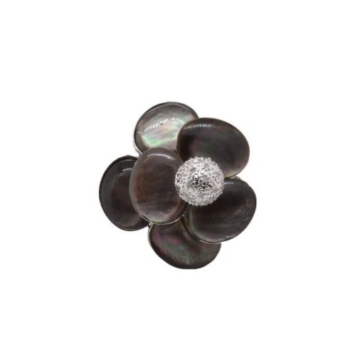 Bague nacre et diamants en or blanc