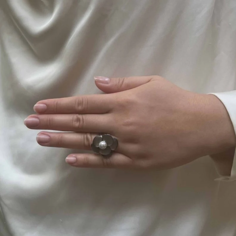 Bague nacre et diamants en or blanc - Image 2