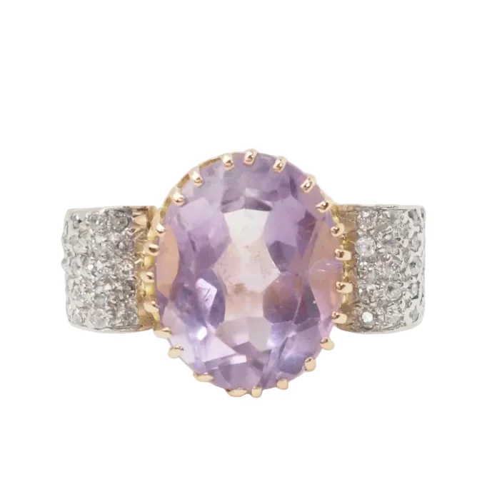 Bague en or jaune, améthyste et diamants