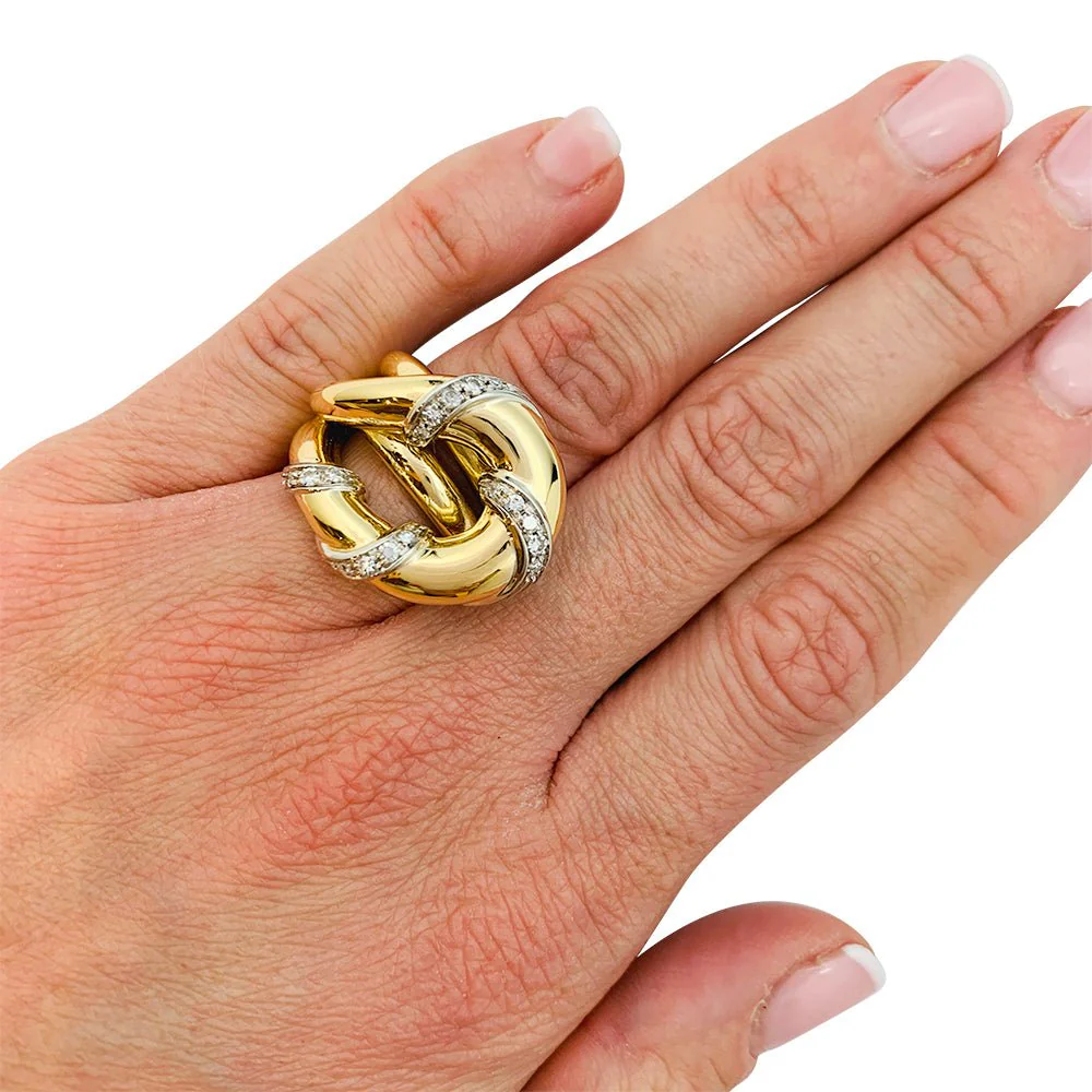 Bague "Noeud" en or sertie de diamants - Image 3