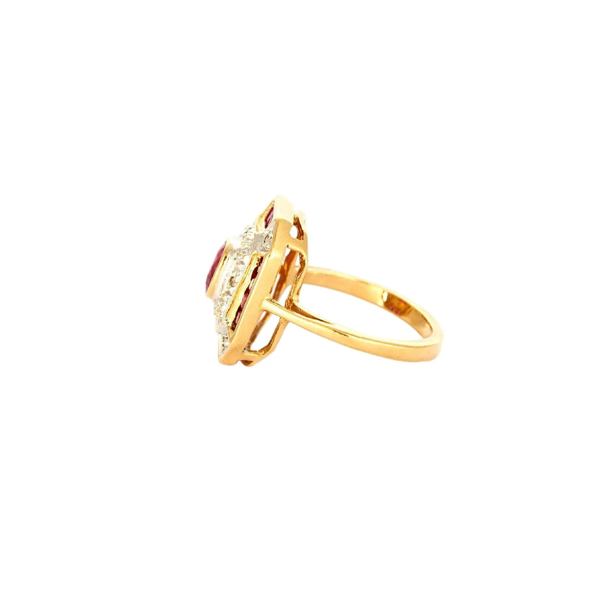 Bague Entourage en or jaune, or blanc, rubis, et diamants - Image 4