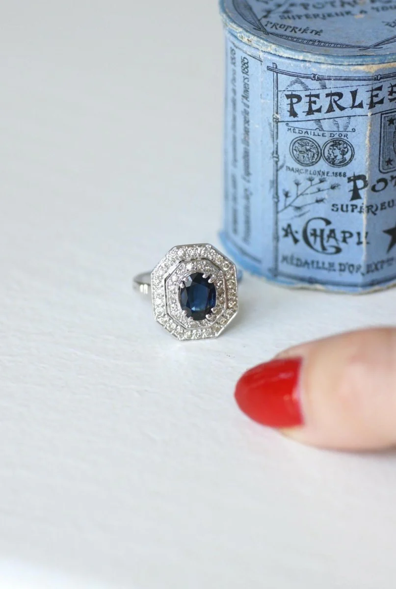 Bague Octogonale Saphir et Diamants Style Art Déco - Image 10