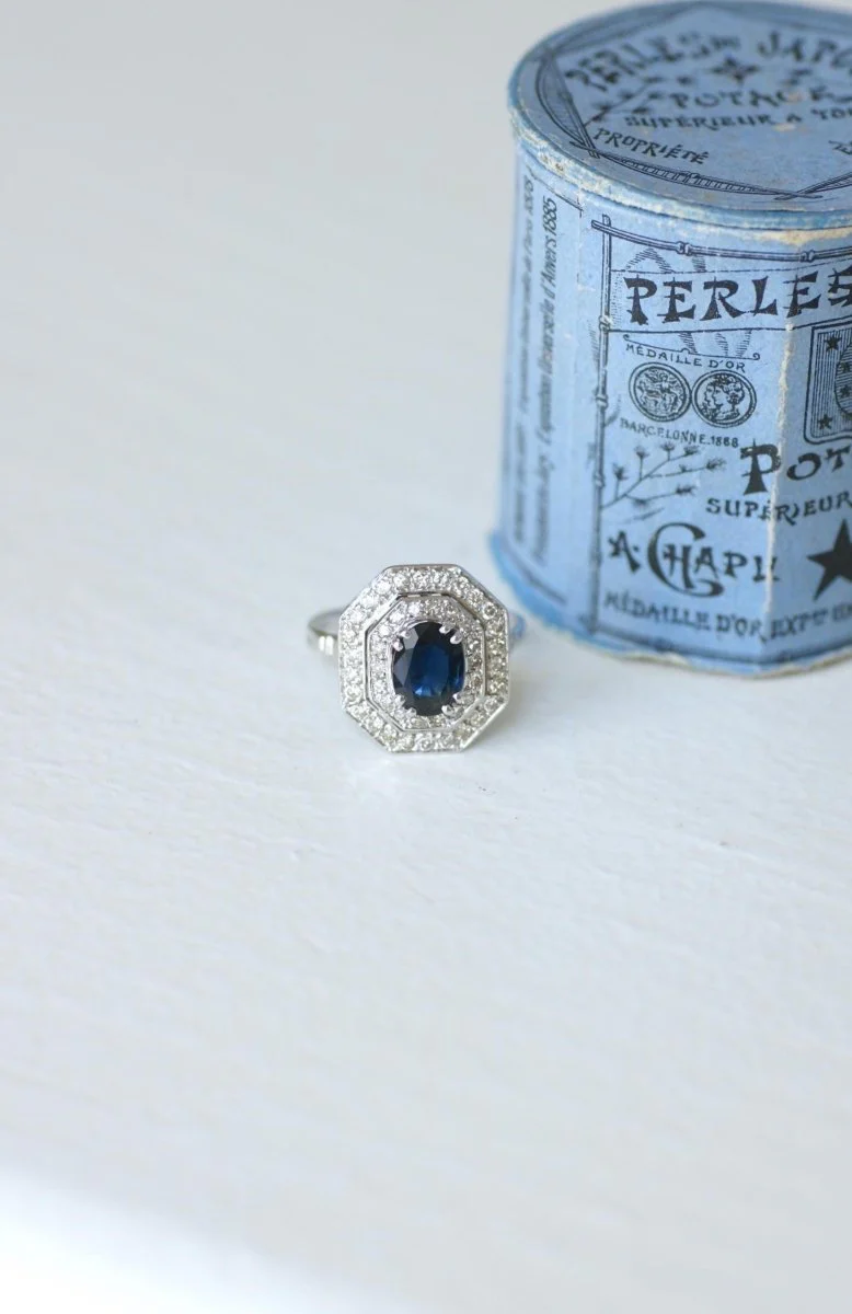 Bague Octogonale Saphir et Diamants Style Art Déco - Image 8