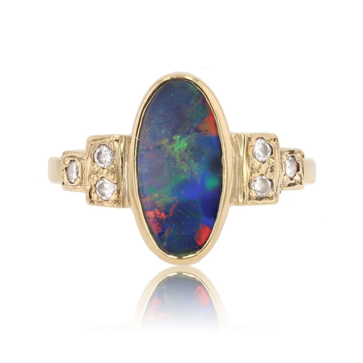 Bague Marquise en or jaune, opale et diamants