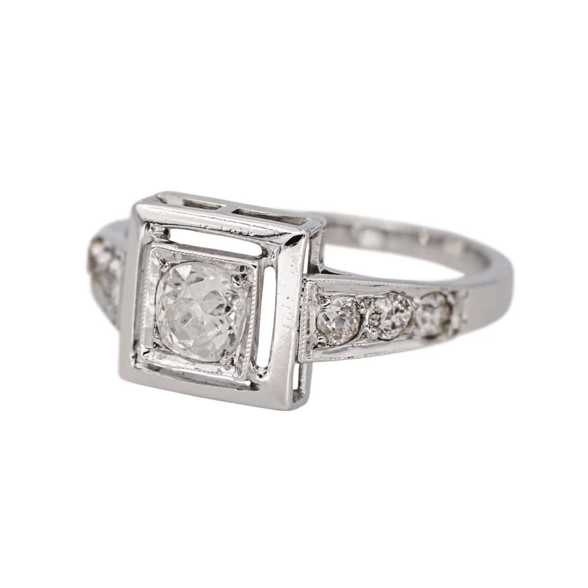 Bague Solitaire en or blanc et diamants - Image 3