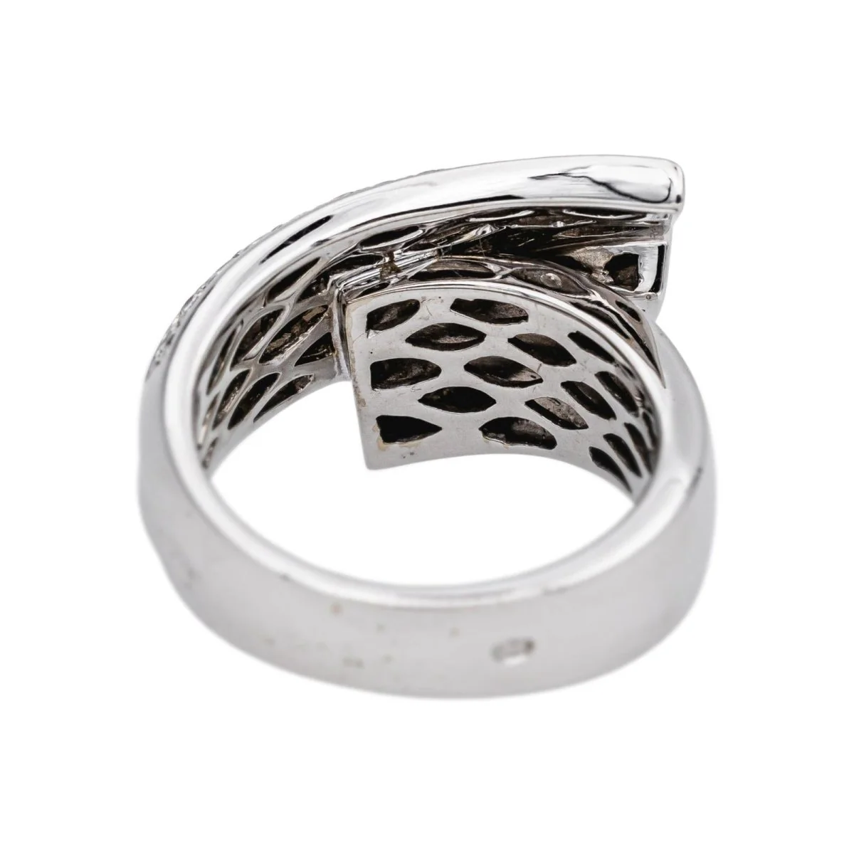 Bague Pavée en or blanc et diamants - Image 5