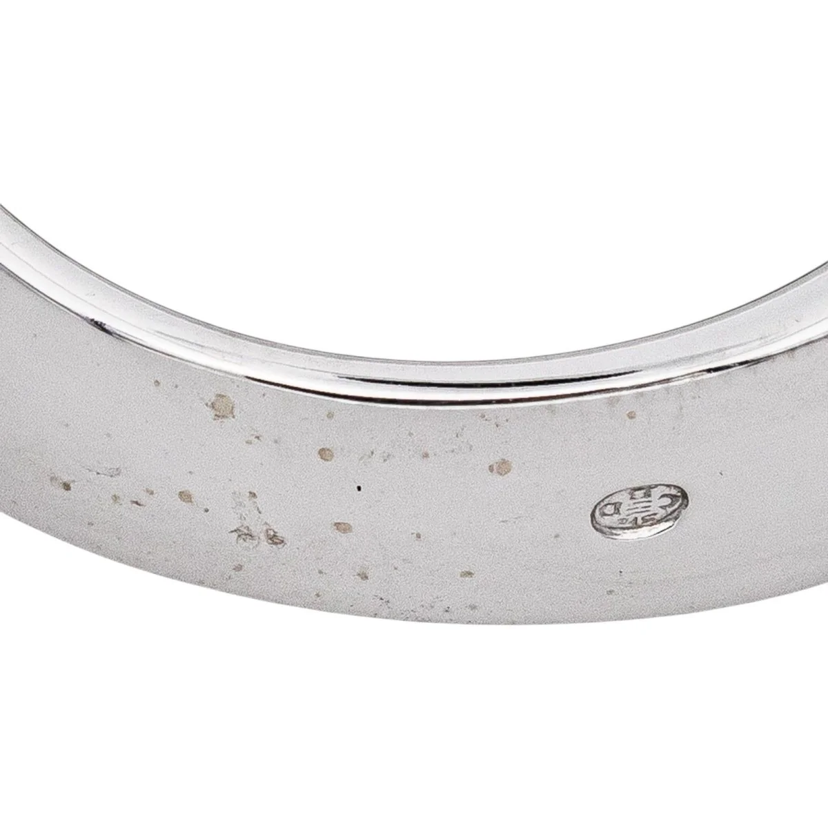 Bague Pavée en or blanc et diamants - Image 7