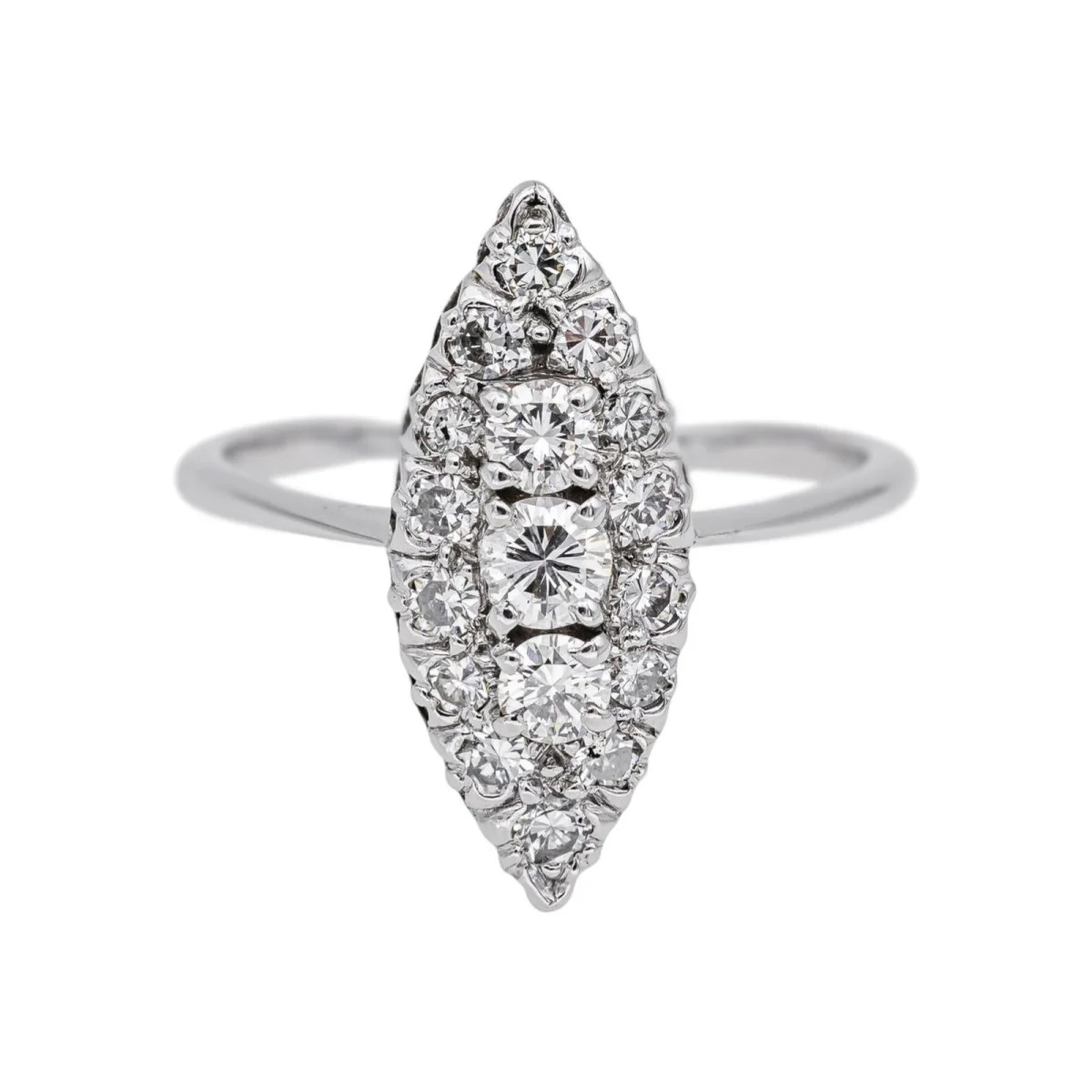 Bague Marquise en or blanc et diamants